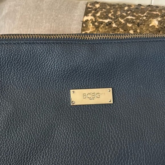 BCBG Navy Blue Shoulder / Crossbody Bag - Picture 2 of 9